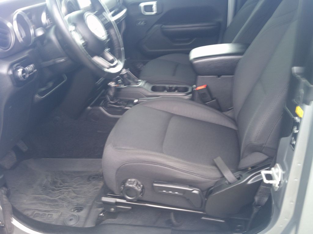 2020 Jeep Wrangler Image 11