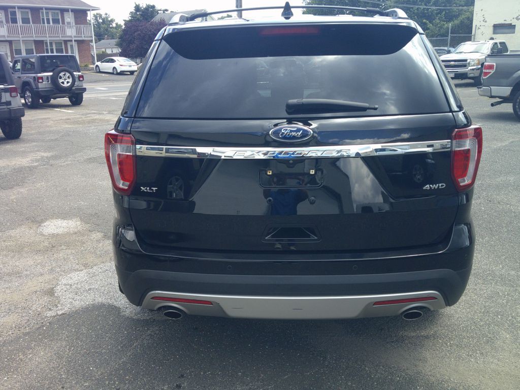 2017 Ford Explorer Image 6