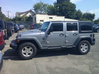 Image for 2016 Jeep Wrangler Unlimited Sport ID: 7562354