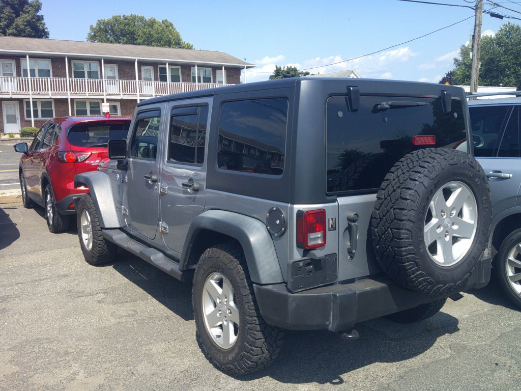 2016 Jeep Wrangler Unlimited Image 2