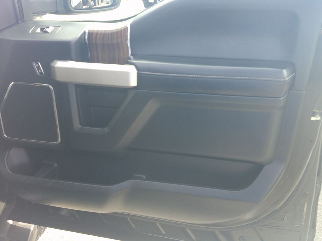 2016 Ford F-150 Image 12