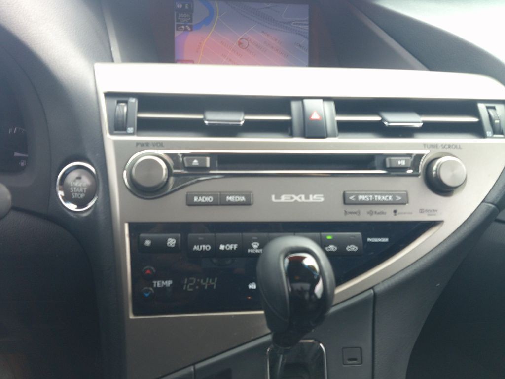 2015 Lexus RX Image 16