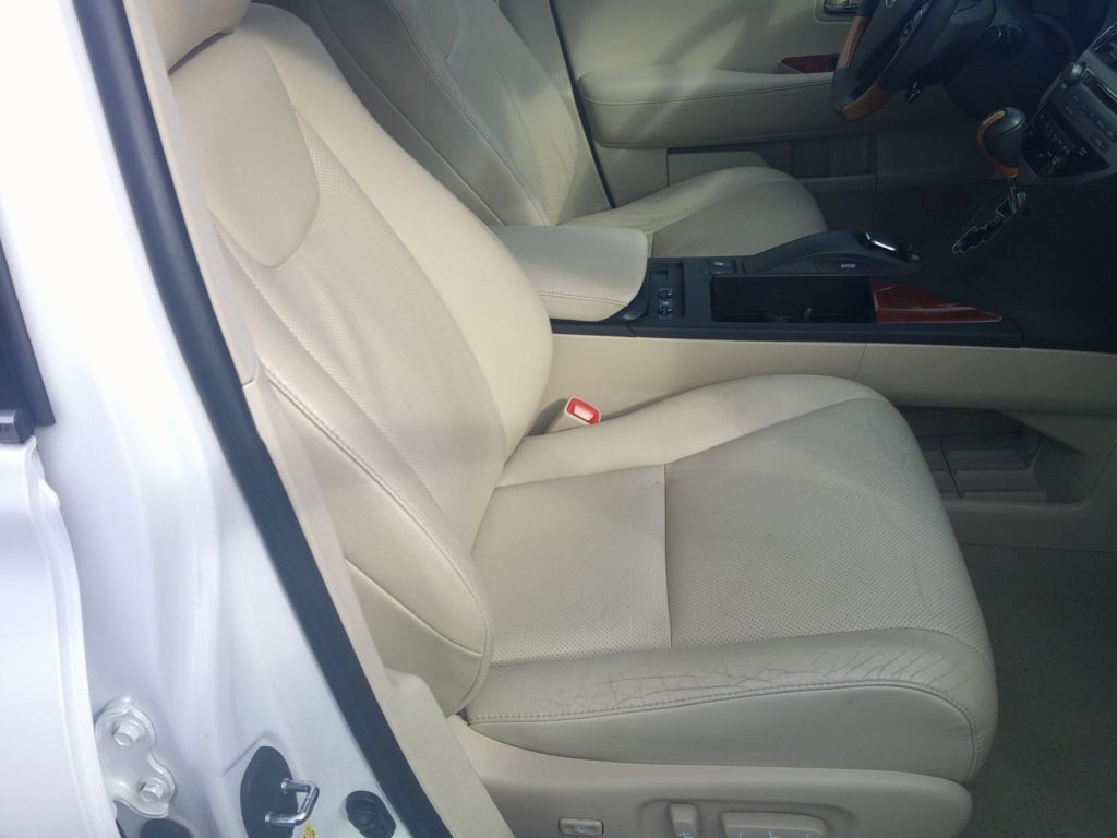 2012 Lexus RX Image 9