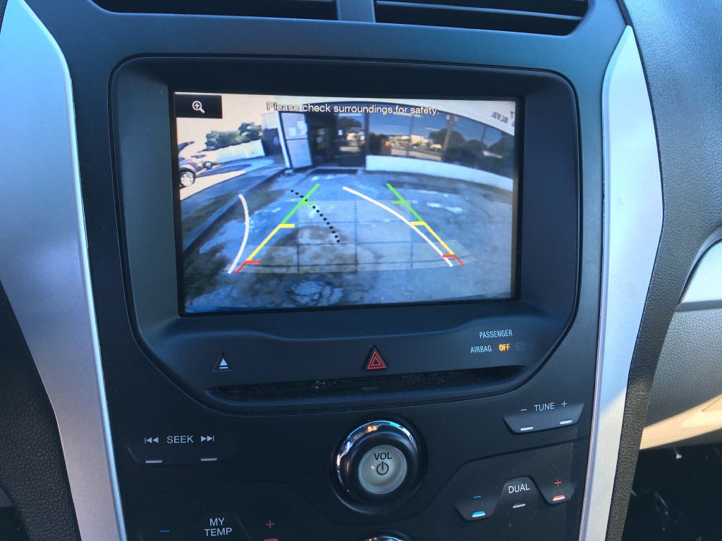 2013 Ford Explorer Image 11