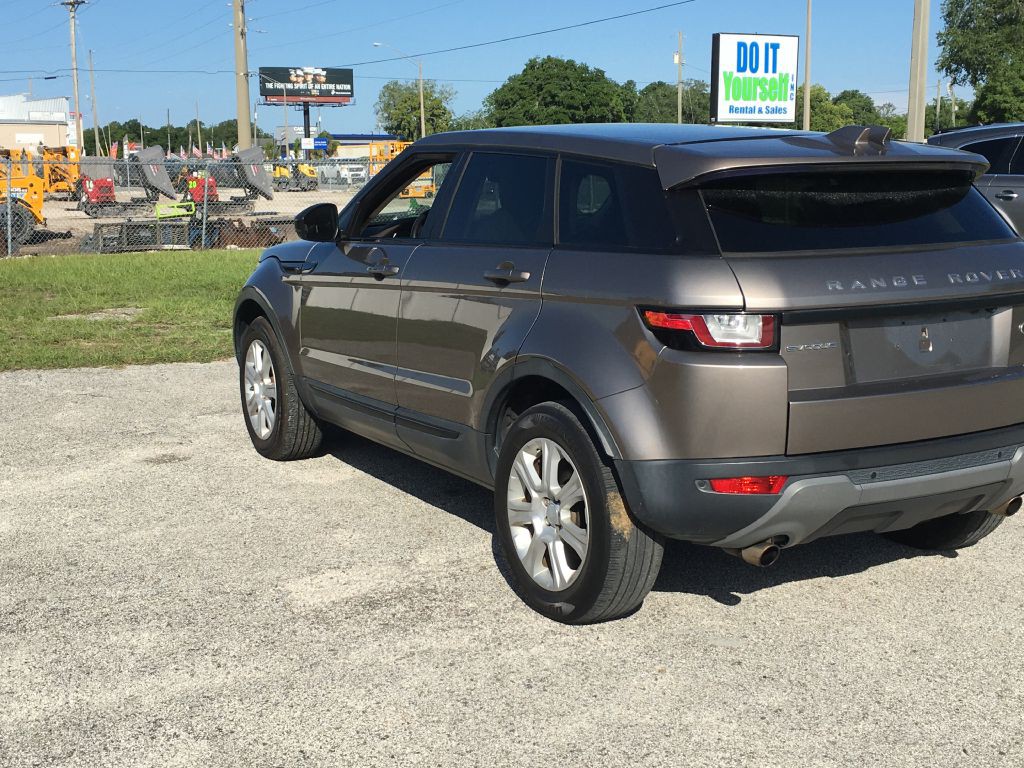 2016 Land Rover Range Rover Evoque Image 6
