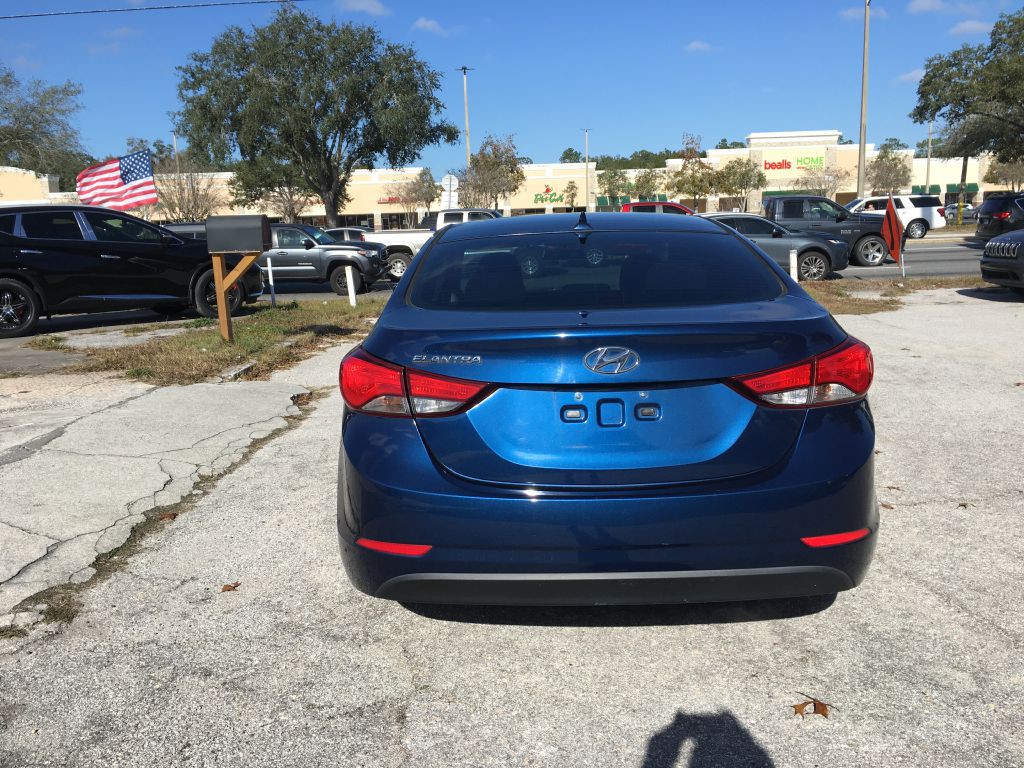 2015 Hyundai Elantra Image 6