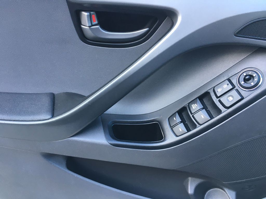 2015 Hyundai Elantra Image 10