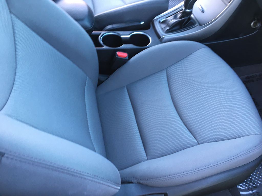 2015 Hyundai Elantra Image 15