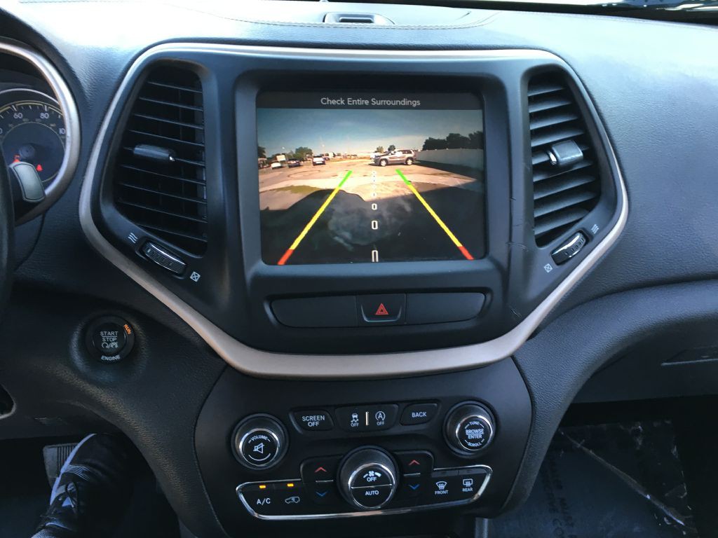 2015 Jeep Cherokee Image 20