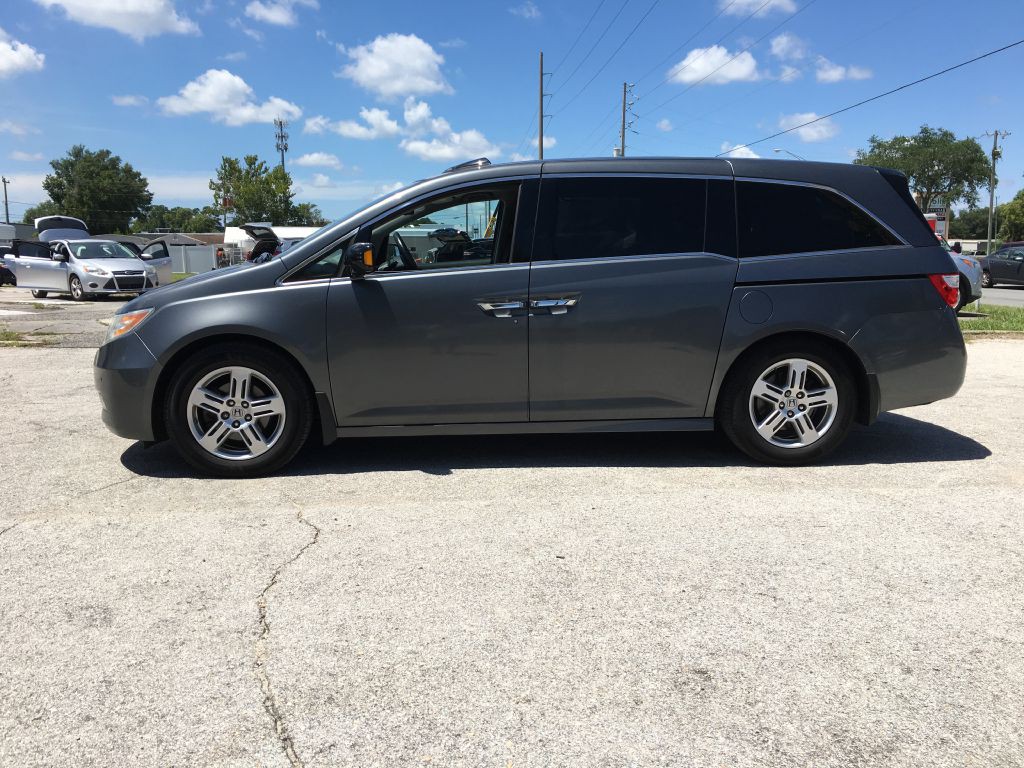 2013 Honda Odyssey Image 4