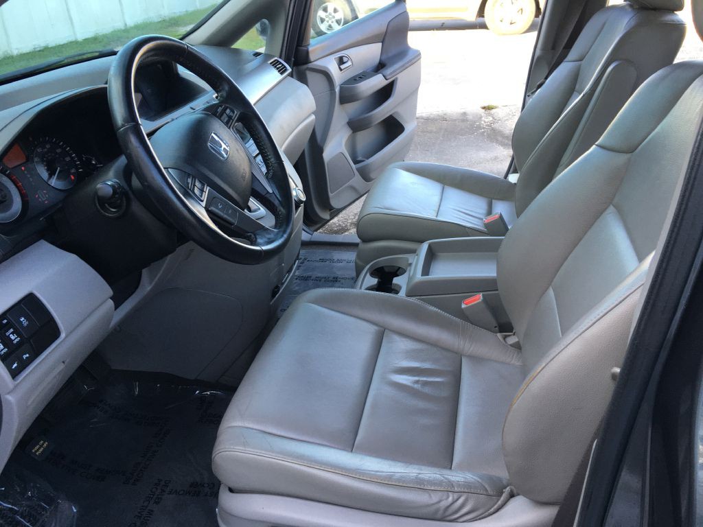 2013 Honda Odyssey Image 18