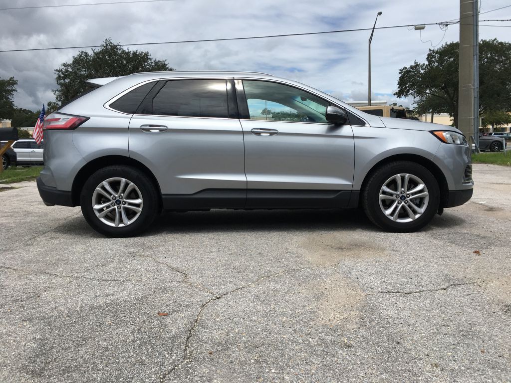 2020 Ford Edge Image 3