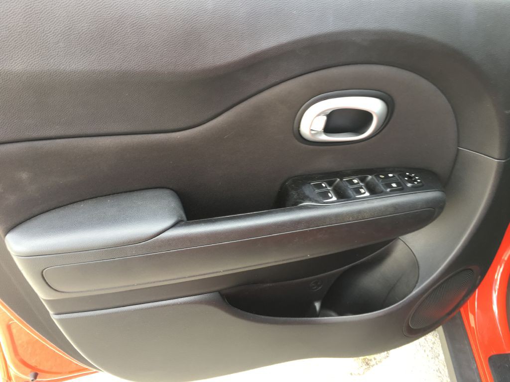 2017 Kia Soul Image 9