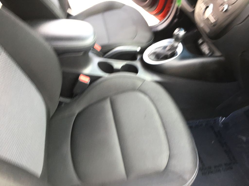 2017 Kia Soul Image 13