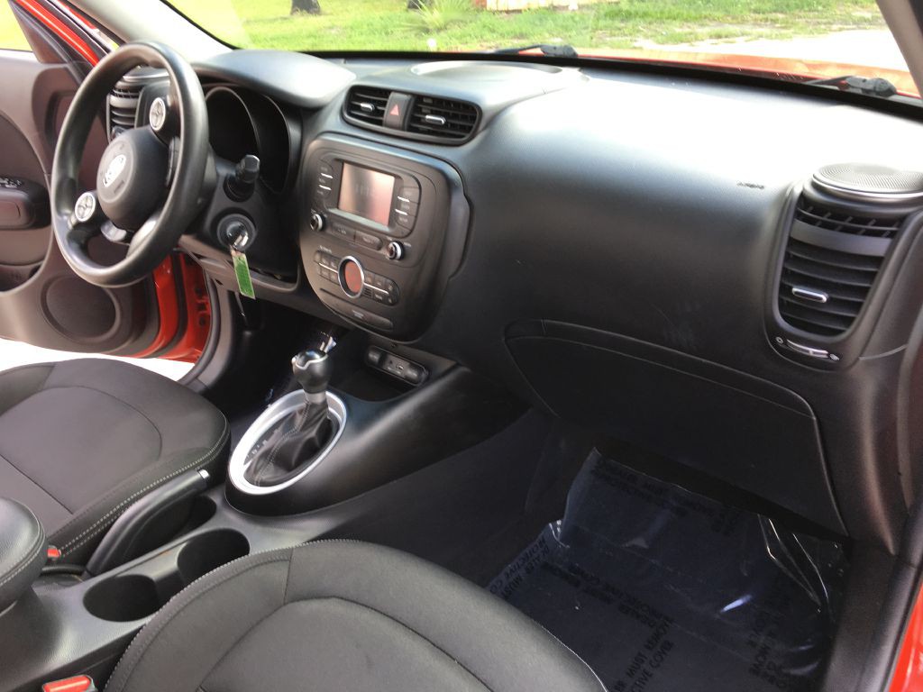 2017 Kia Soul Image 14