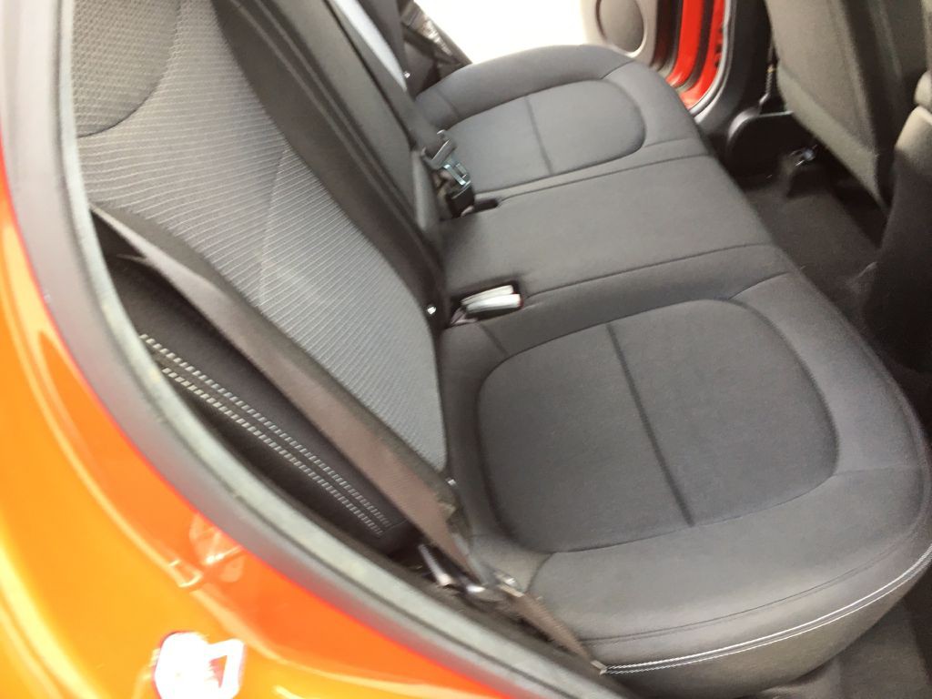 2017 Kia Soul Image 17