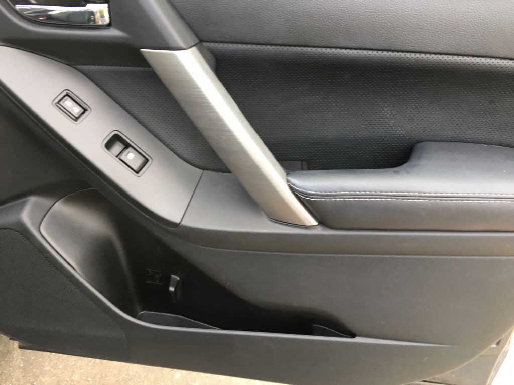 2014 Subaru Forester Image 21
