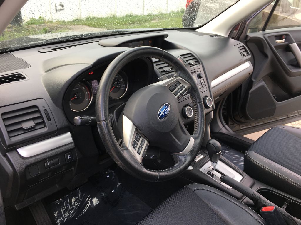 2014 Subaru Forester Image 28