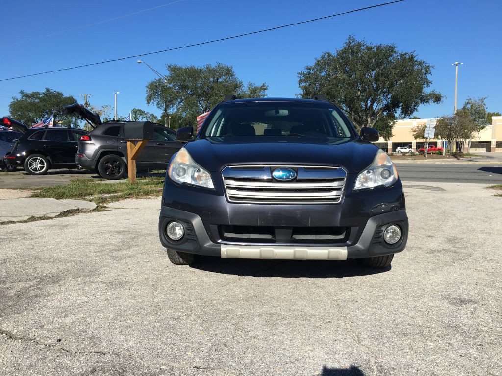 2013 Subaru Outback Image 2