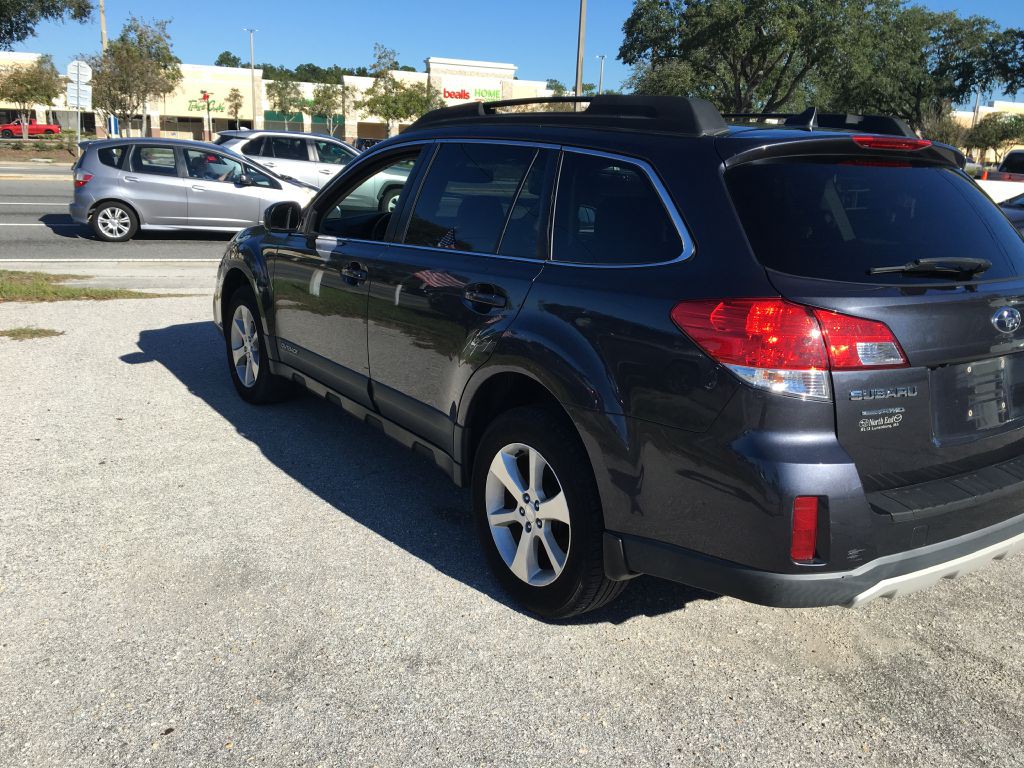 2013 Subaru Outback Image 6