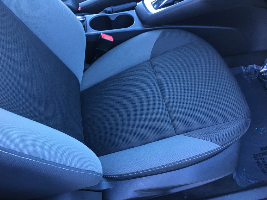 2014 Ford Focus Image 17