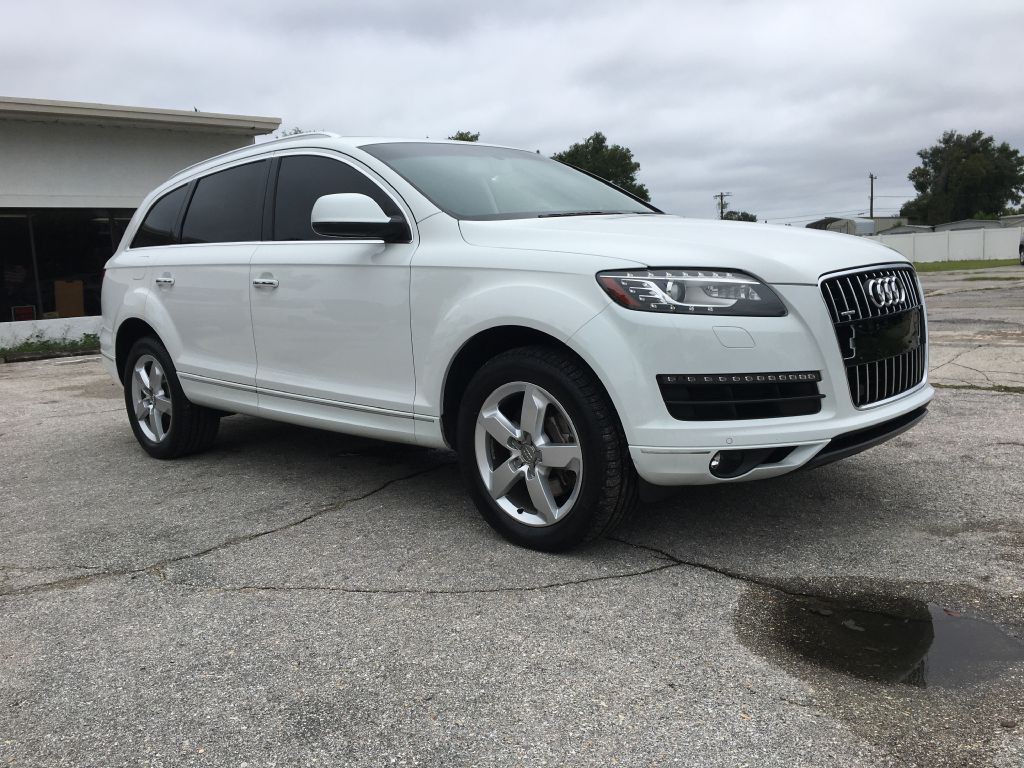 2015 Audi Q7 Image 1