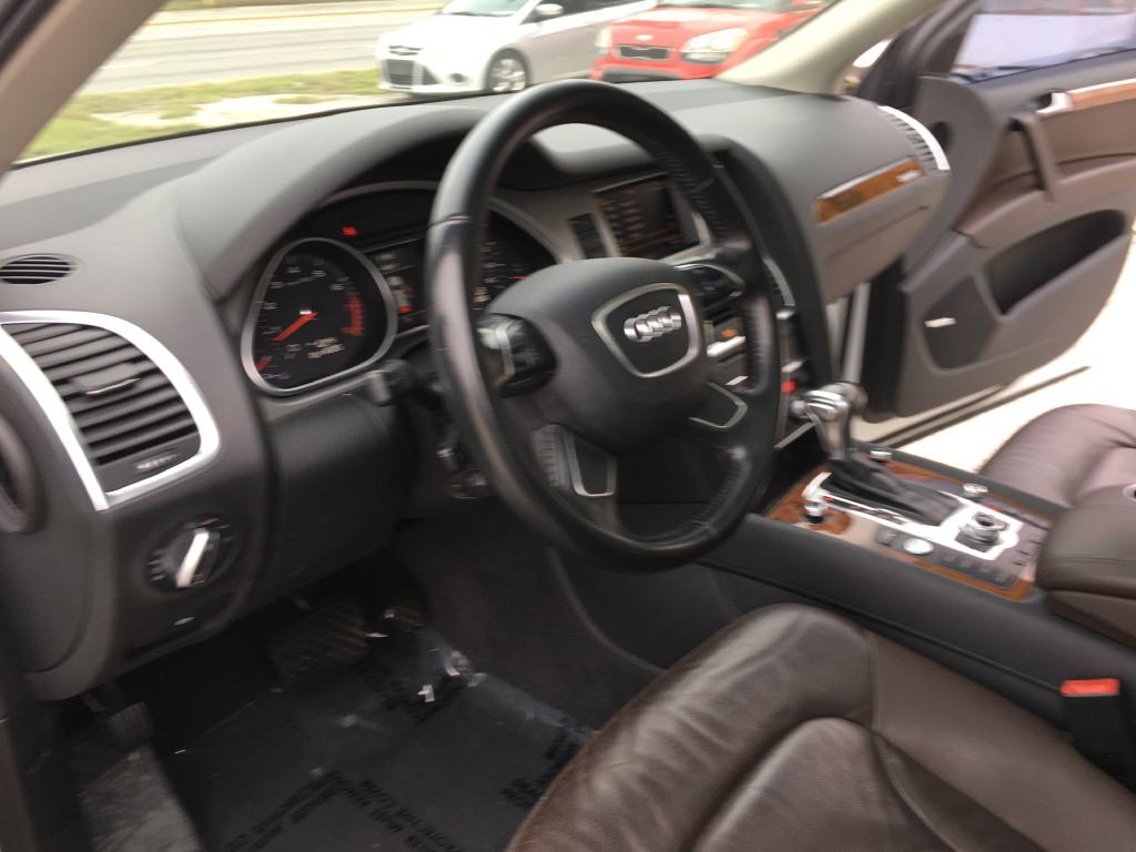 2015 Audi Q7 Image 15