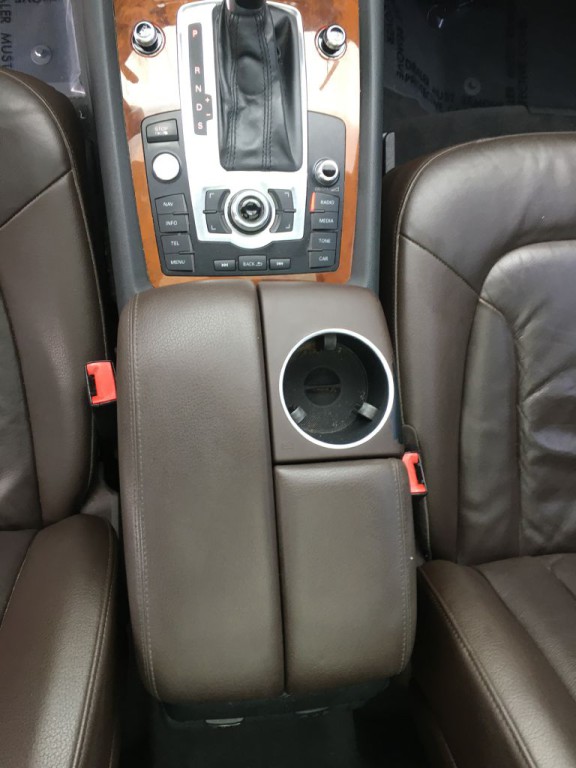 2015 Audi Q7 Image 21