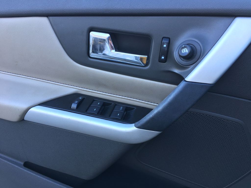 2013 Ford Edge Image 8