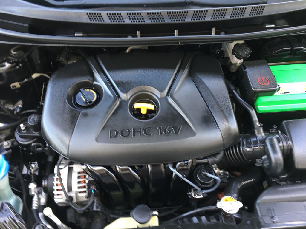 2014 Hyundai Elantra Image 19