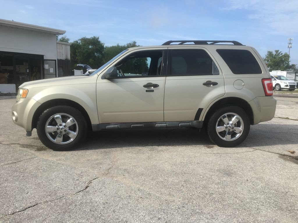 2010 Ford Escape Image 4
