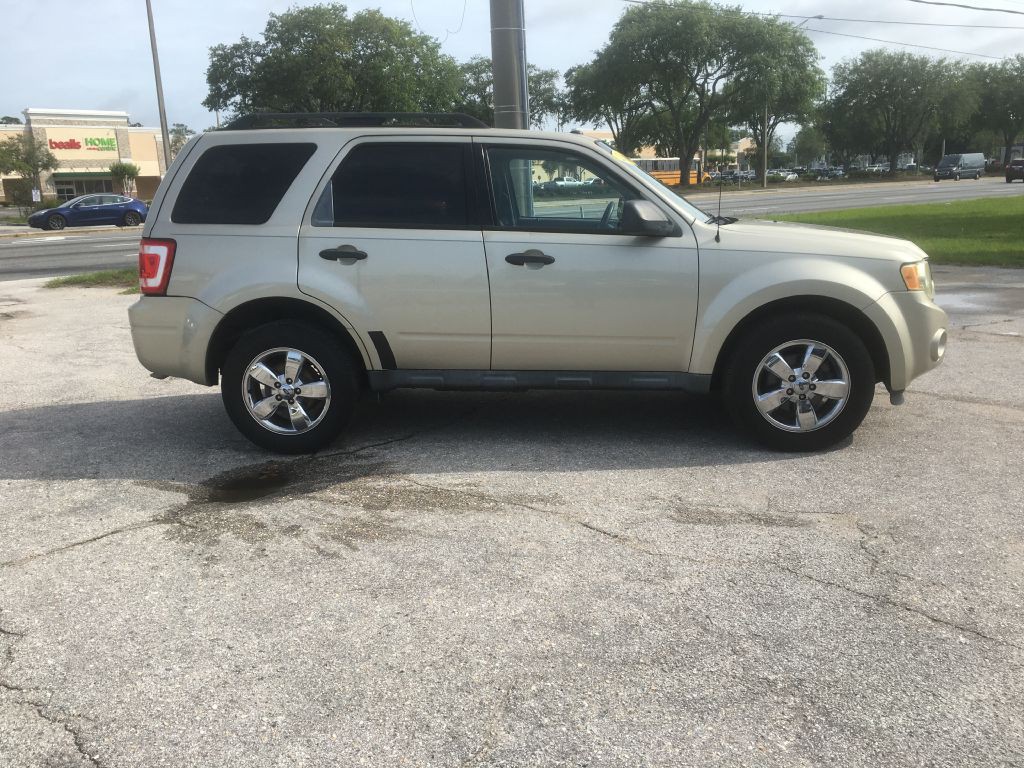 2010 Ford Escape Image 5