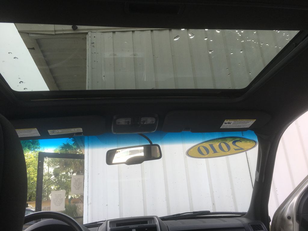 2010 Ford Escape Image 18