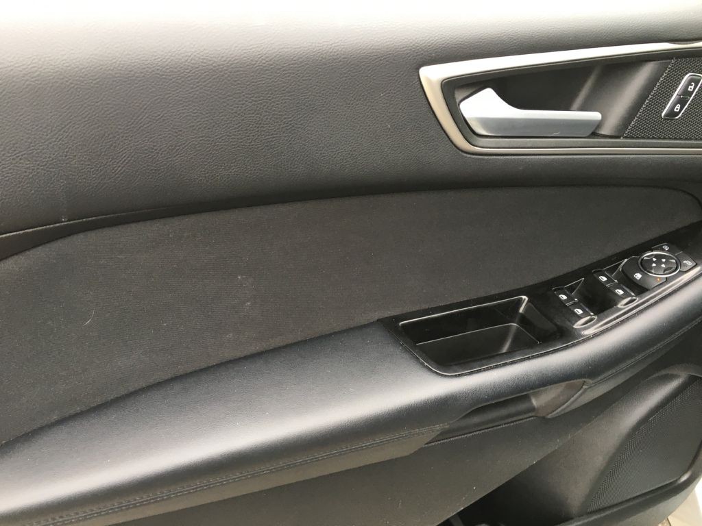 2016 Ford Edge Image 10