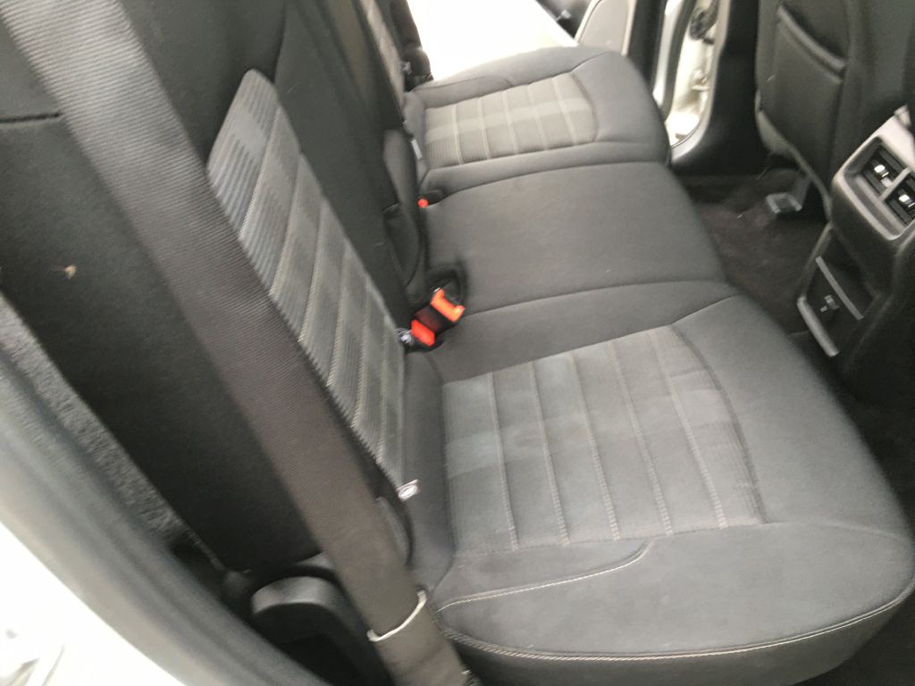 2016 Ford Edge Image 15