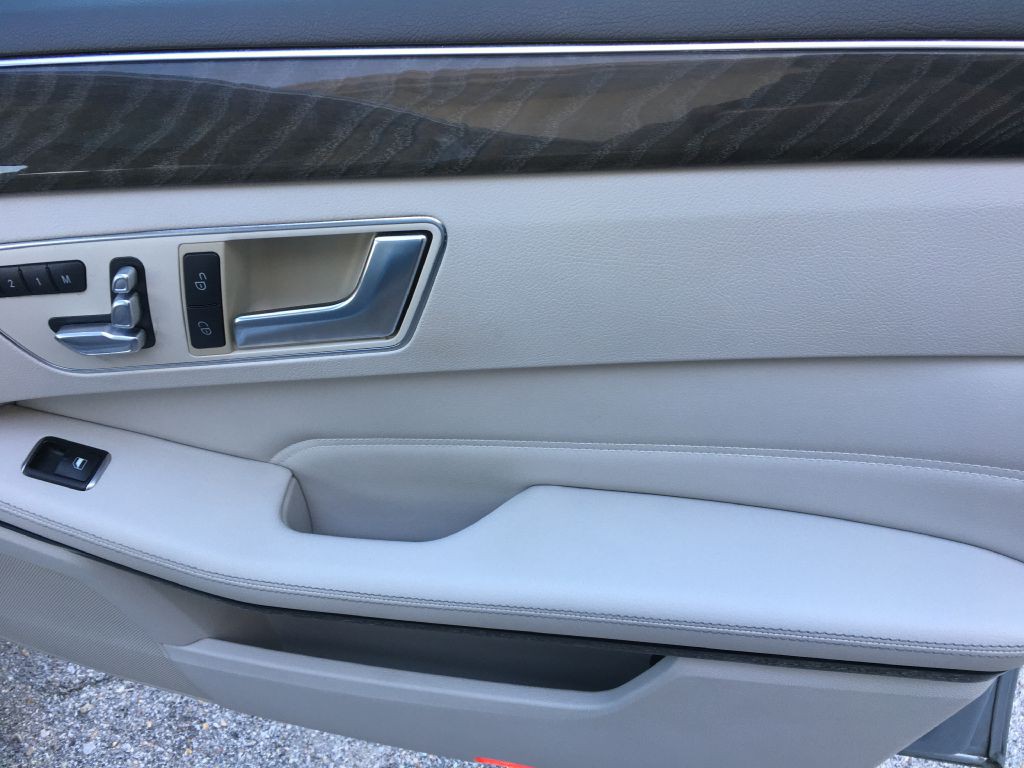 2016 Mercedes-Benz E-Class Image 14