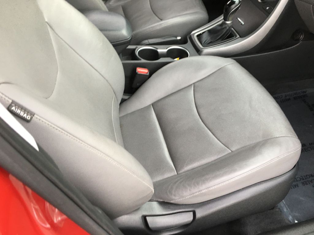 2014 Hyundai Elantra Image 10