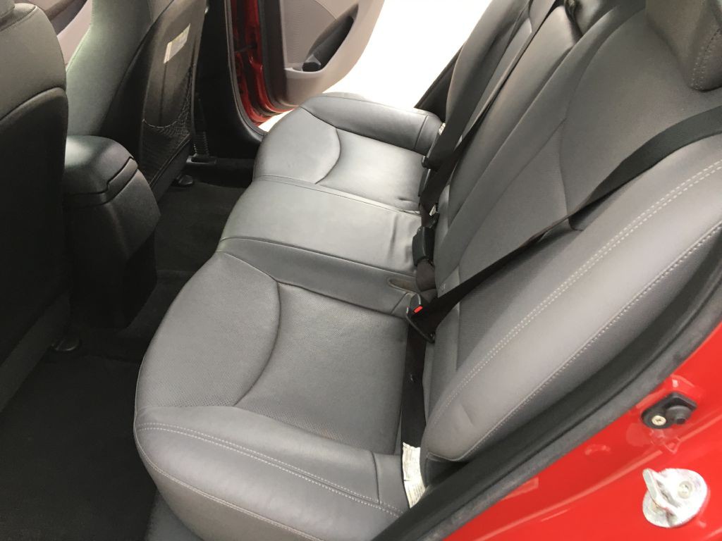 2014 Hyundai Elantra Image 14