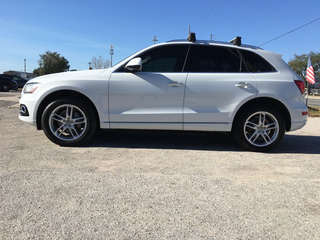 2017 Audi Q5 Image 1