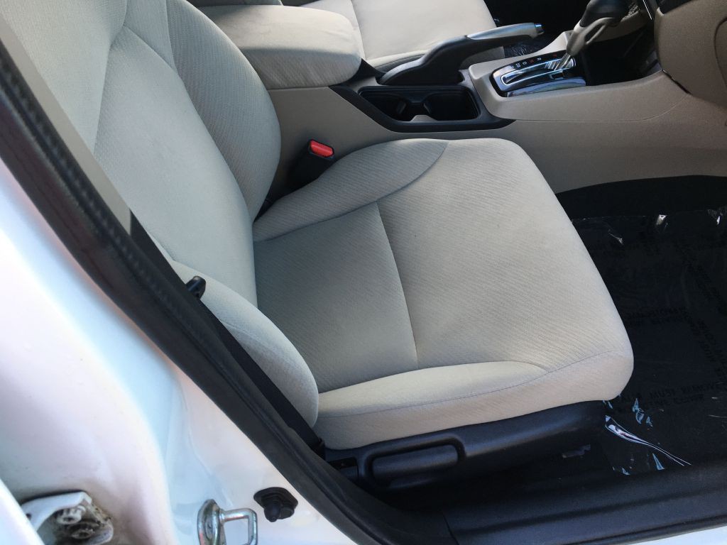 2013 Honda Civic Image 13