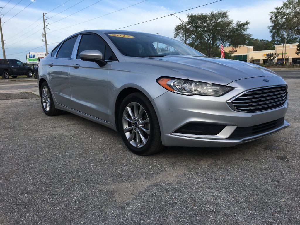 2017 Ford Fusion Image 4