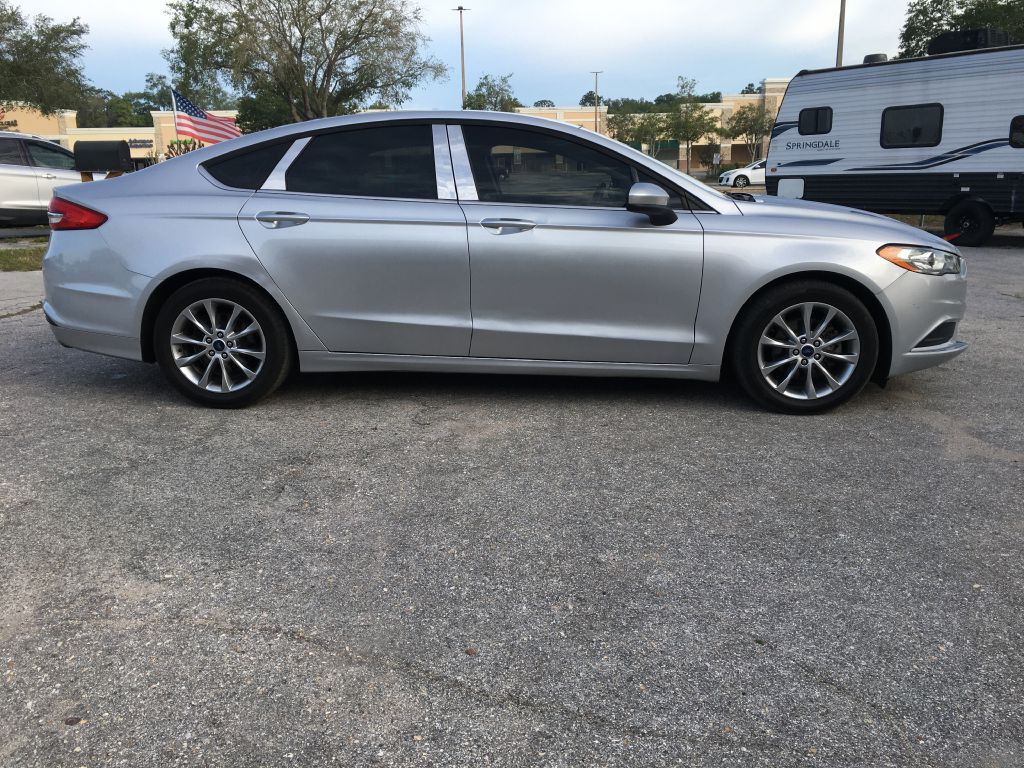 2017 Ford Fusion Image 5