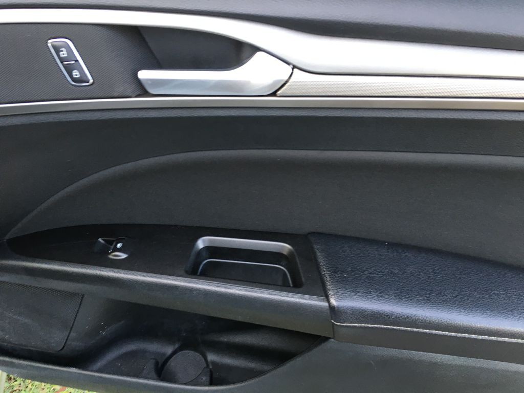 2017 Ford Fusion Image 13