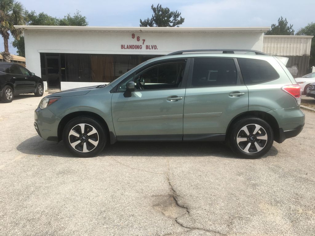 2017 Subaru Forester Image 3