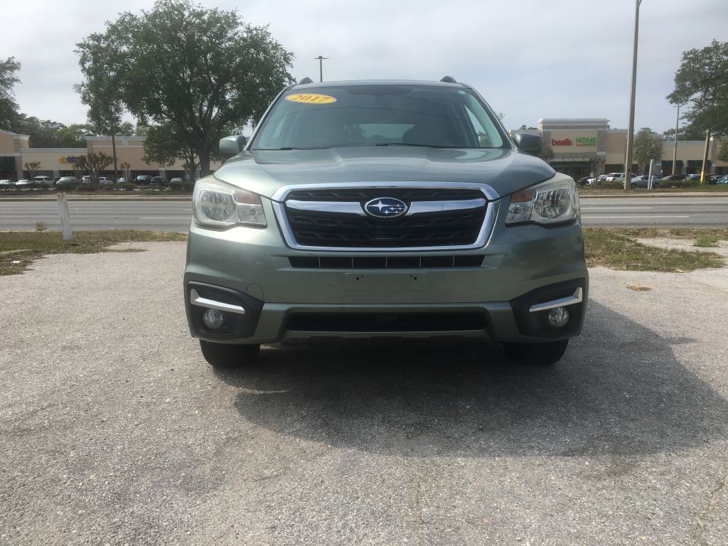 2017 Subaru Forester Image 8