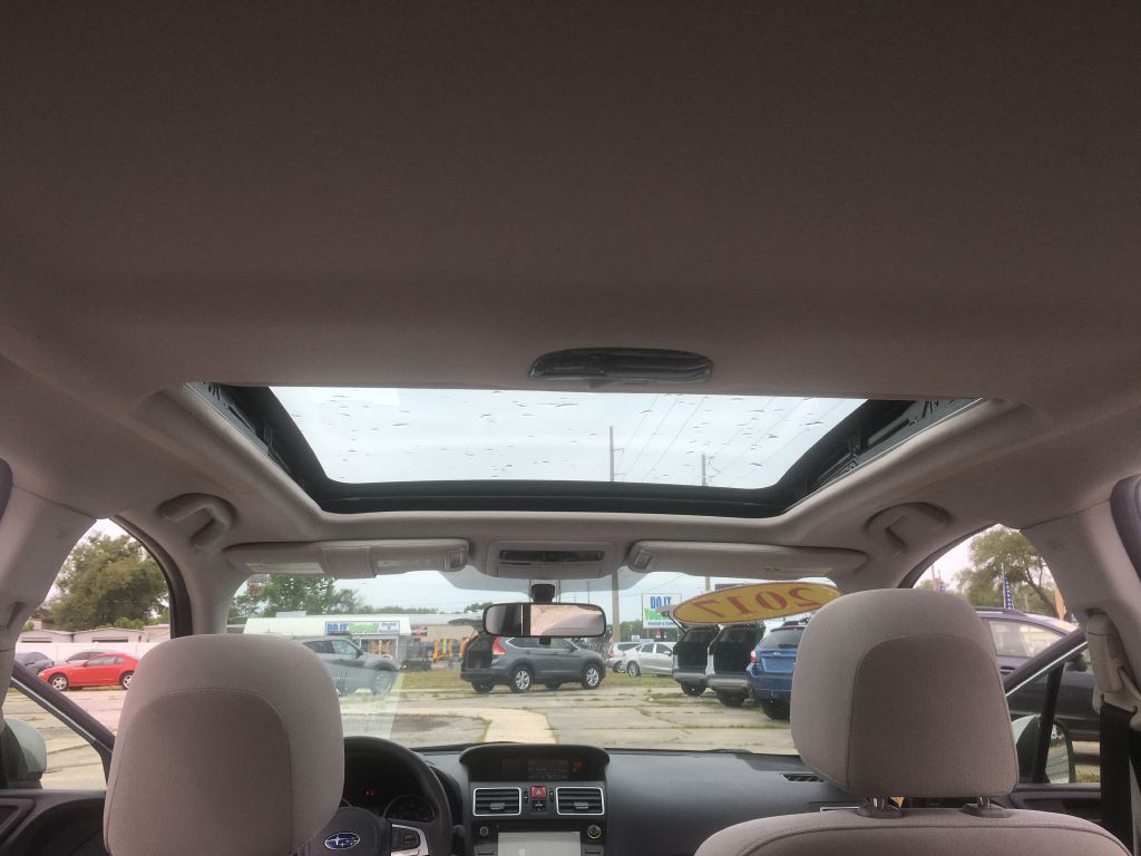 2017 Subaru Forester Image 16