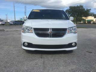 Image for 2017 Dodge Grand Caravan SXT ID: 7405376