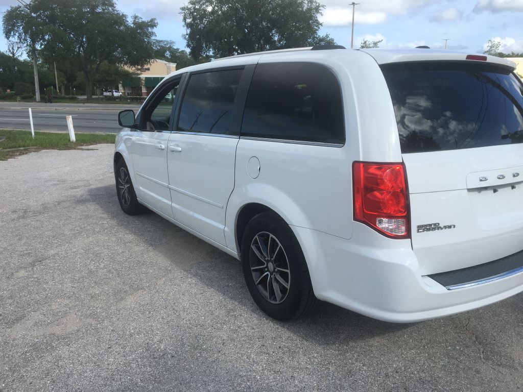 2017 Dodge Grand Caravan Image 7