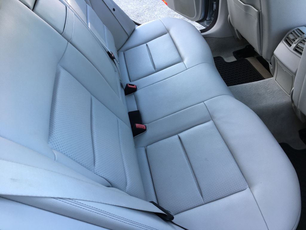 2016 Mercedes-Benz E-Class Image 18