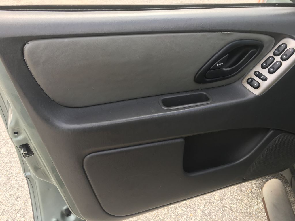 2007 Ford Escape Image 10